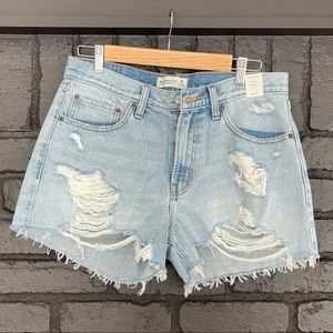 Abercrombie & Fitch Mid Rise Boyfriend Short 28